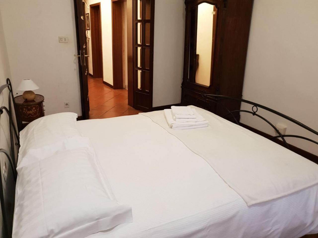 Big Apartment In Campo De Fiori Rom Exterior foto